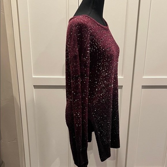 XOXO Burgundy Sparkle Long Sleeve Top - Picture 5 of 8
